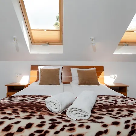 Ula ホームステイ