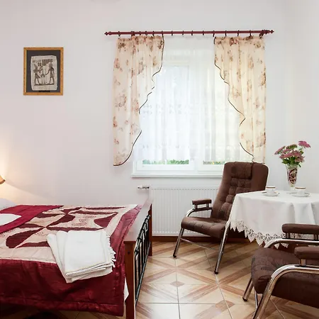 Ula Kwatera prywatna *