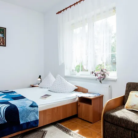 Ula Поберово