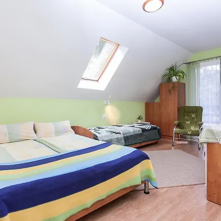 Ula בית אירוח פוביירובו