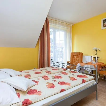 Ula בית אירוח פוביירובו