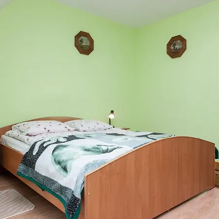 Kwatera prywatna Ula *